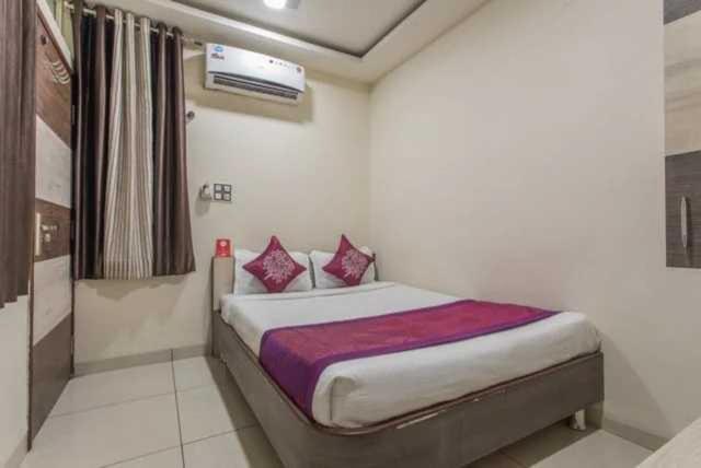 Hotel Mehar Residency Indore Exteriör bild