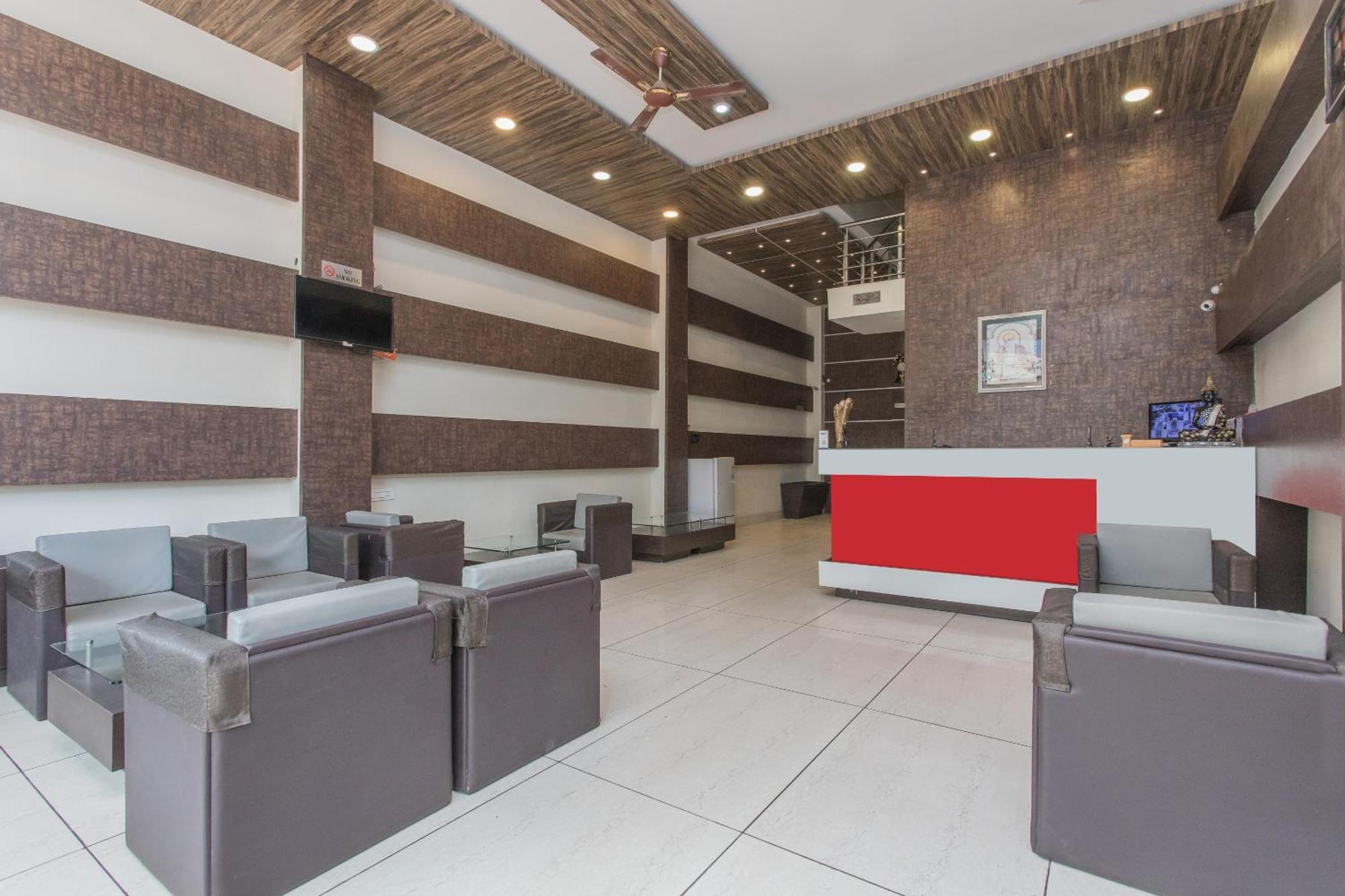 Hotel Mehar Residency Indore Exteriör bild