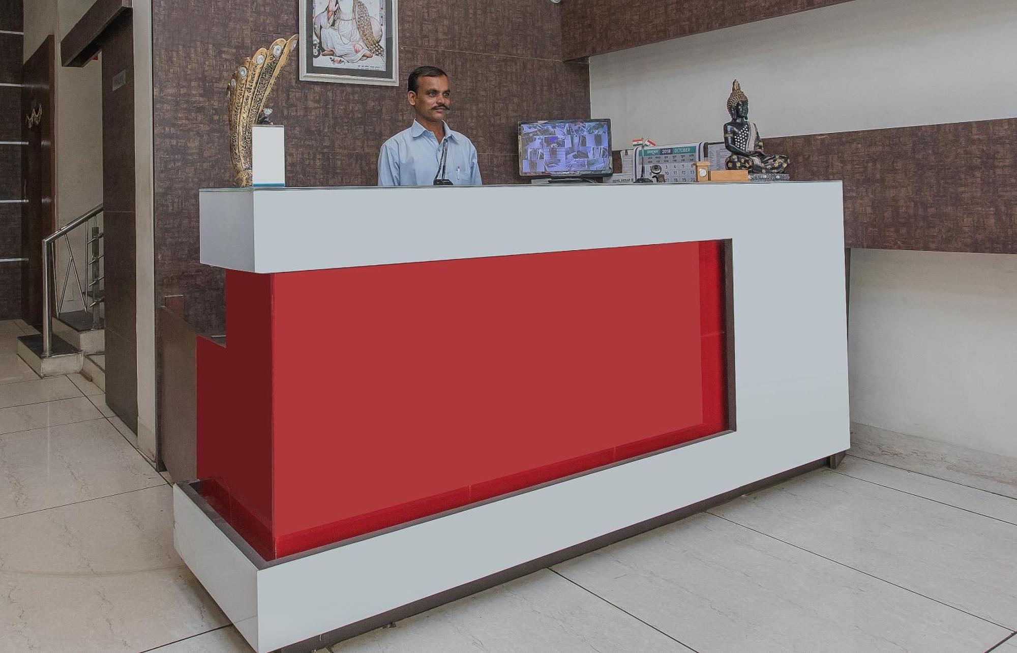 Hotel Mehar Residency Indore Exteriör bild